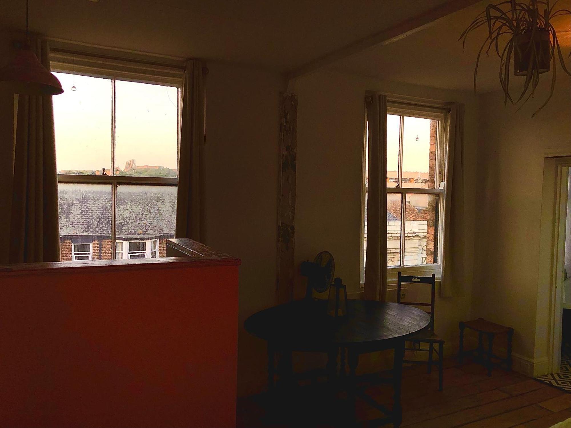 New! Castle View Studio Apartment スカーバラ エクステリア 写真