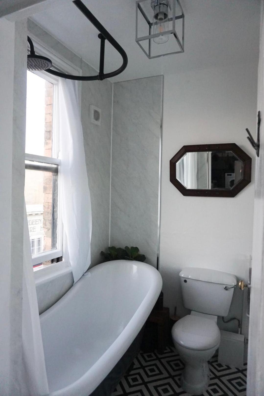 New! Castle View Studio Apartment スカーバラ エクステリア 写真